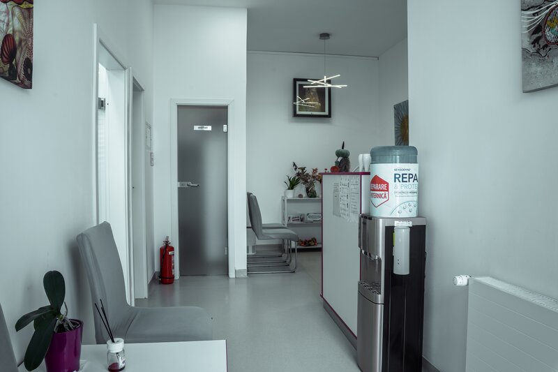Dr. Vladescu Razvan - Dentist | Timisoara | Cabinet Stomatologic Modern